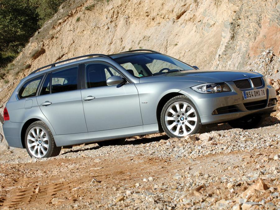  BMW 330xd Touring 2006 года  (фото 10 из 16)